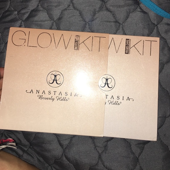 WANT TO TRADE FOR A GLEAM KIT!!