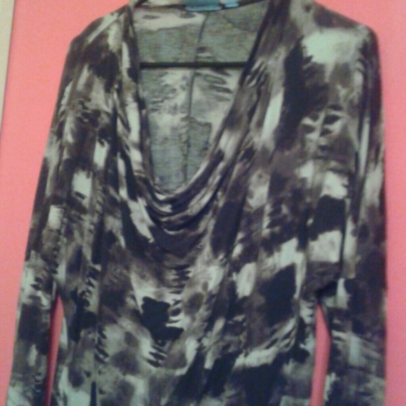 VERA WANG AMAZING BLOUSE!!! - Picture 2 of 4