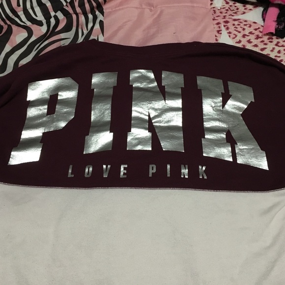 * SOLD ON MERC * VS PINK MAROON METALLIC FOIL CREW - Picture 4 of 4