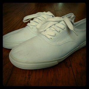 Mossimo Supply Co White Sneakers