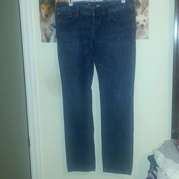 Basic Straight Leg Jeans