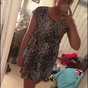 B&W Dress (Large)