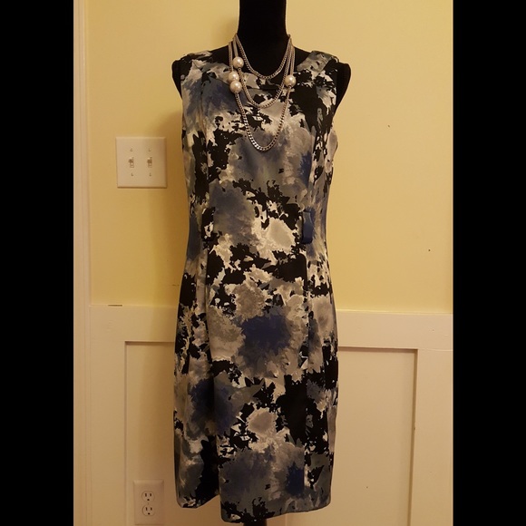 Print Sleeveless Dress
