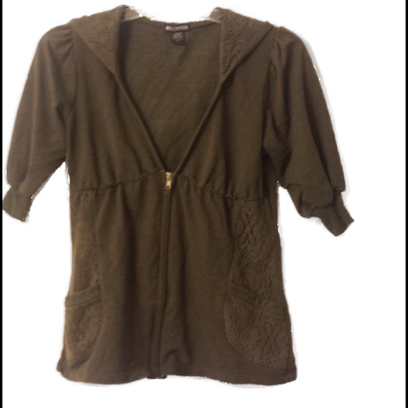 CUTE & COMFY MID SLEEVE WITH CROCHET ZIP UP HOODIE