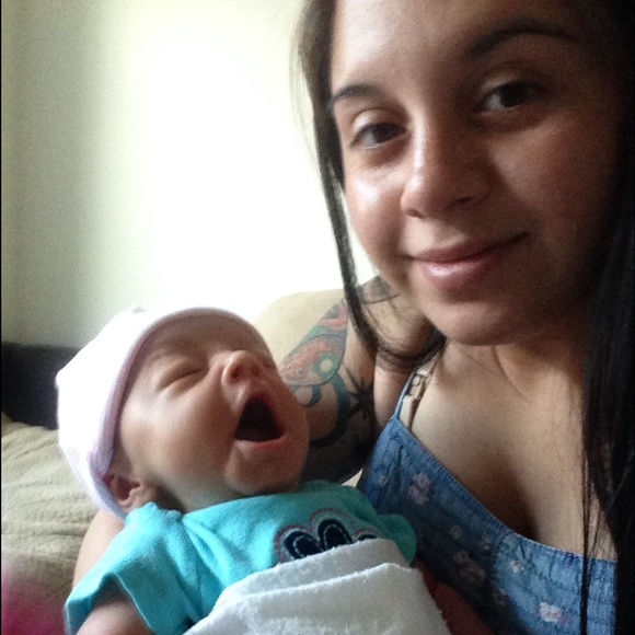 Meet your posher! - Picture 3 of 4