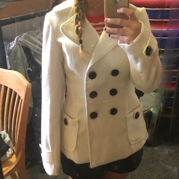 White coat - Picture 2 of 2