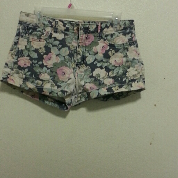 Flower printed shorts