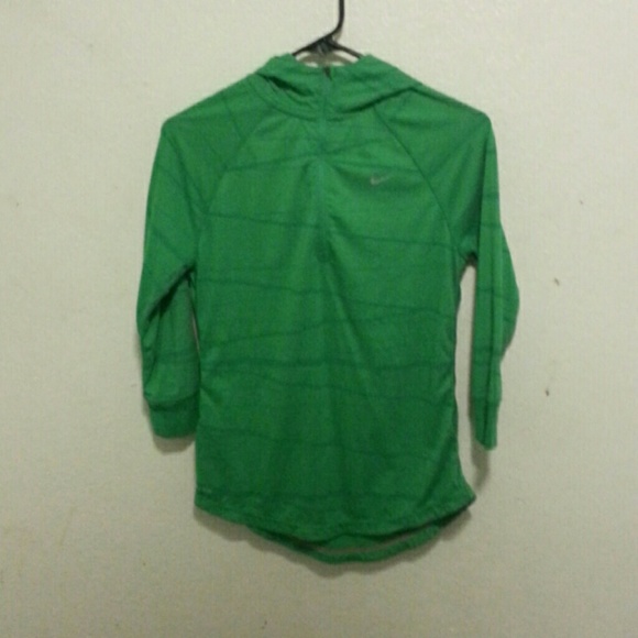 Green nike sports sweater