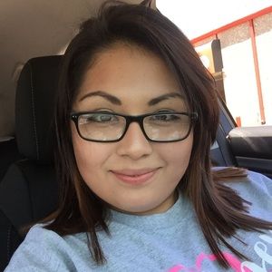 Meet your Posher, Karla