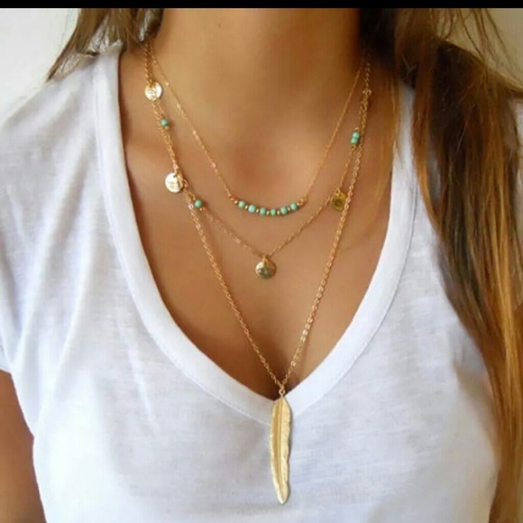 Beautiful 3 layers necklace