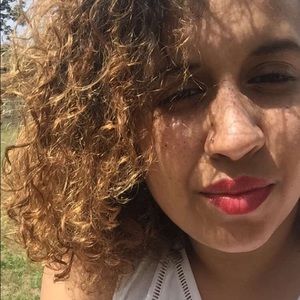 Meet your Posher, Kim