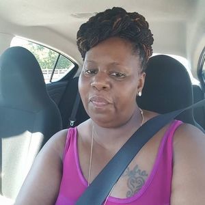 Meet your Posher, Debra