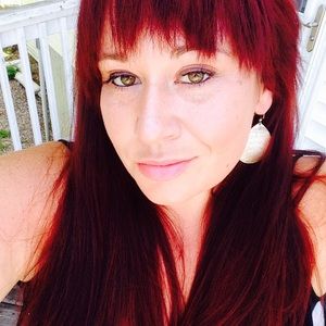 Meet your Posher, Kendra