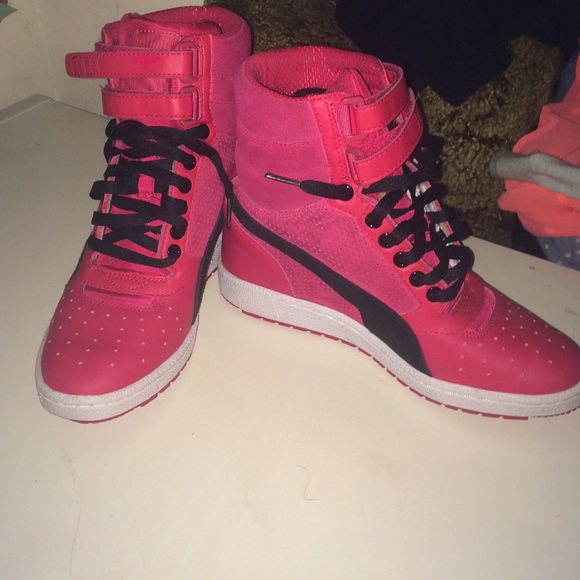 Puma wedges sneakers