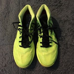 Adidas Adizero Basketball Shoes (Size 8)