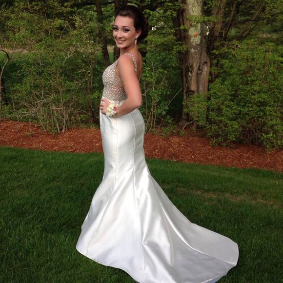 Meet your Posher, Talia