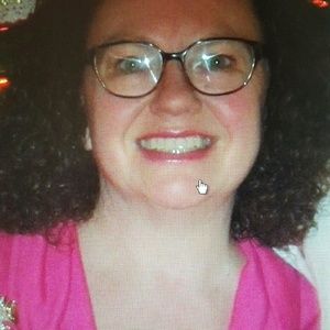 Meet your Posher, Thea