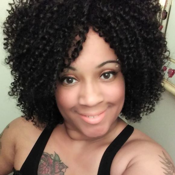 Meet your Posher, Earnese - Picture 1 of 2