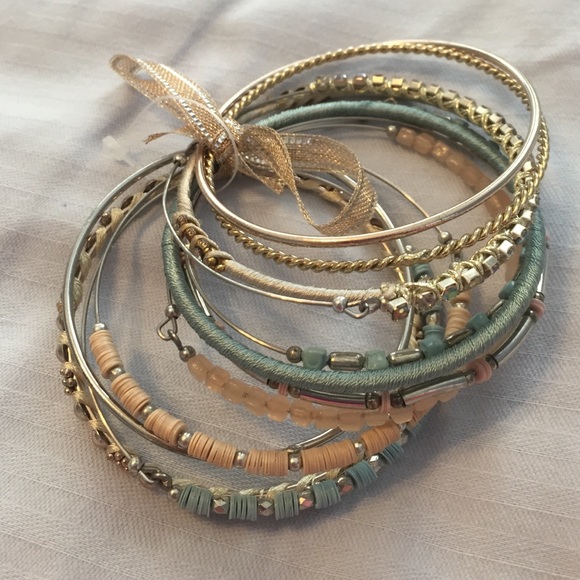 Bangle bundle NWOT