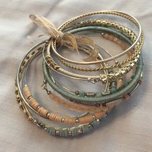 Bangle bundle NWOT