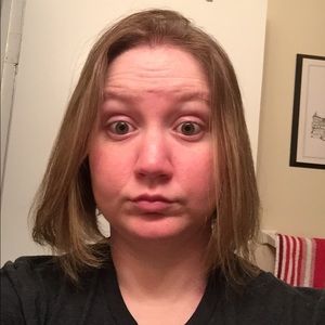 Meet your Posher, Alisha