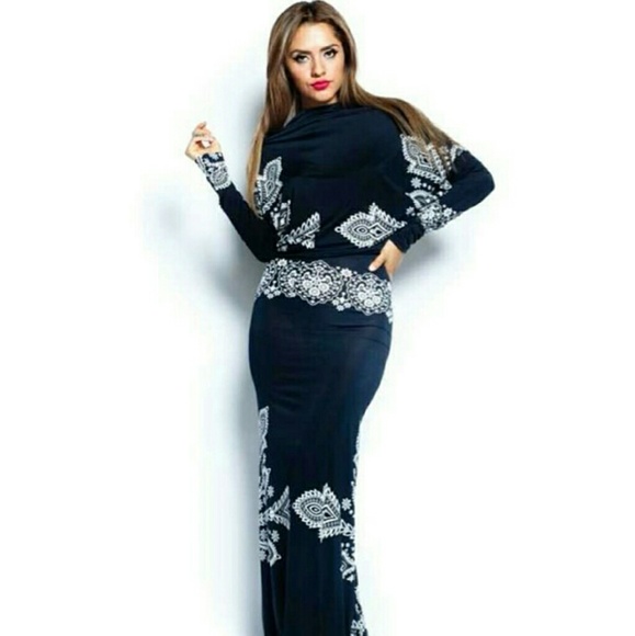 Long sleeve maxi