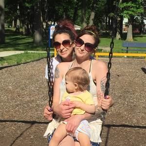 Meet your Posher, Crystal