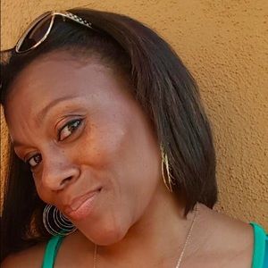 Meet your Posher, Tisarai