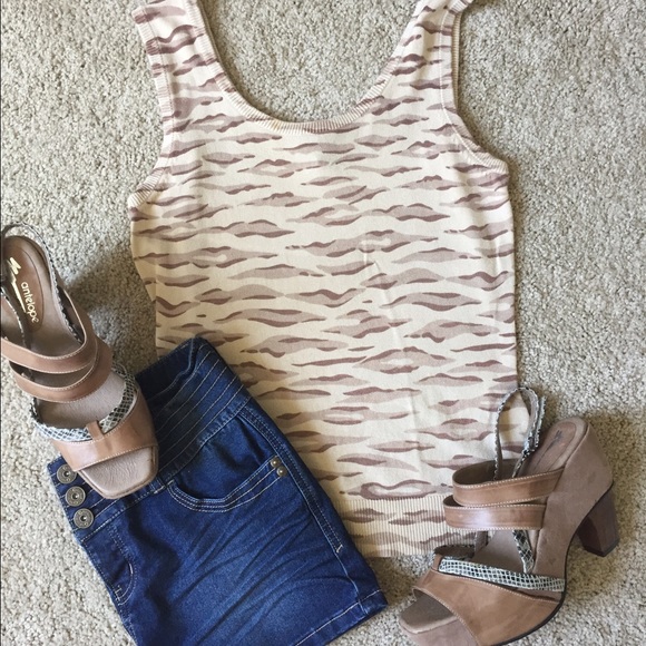 Karen Kane Tops - Karen Kane Animal Print Top