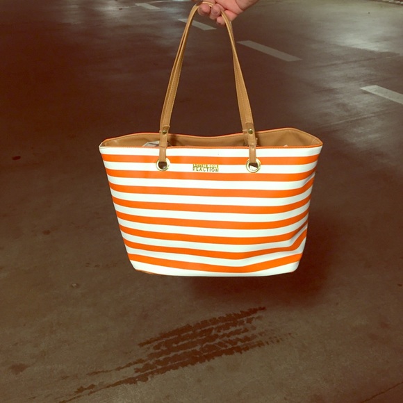 Kenneth cole reaction handbag