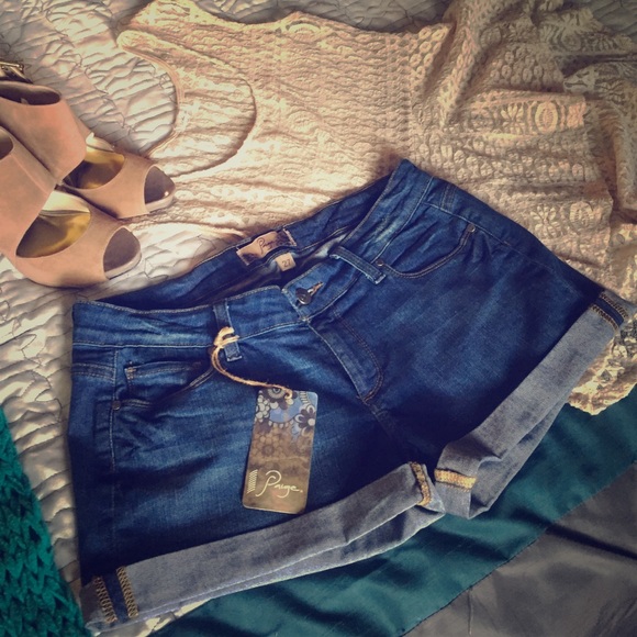 'Never Worn' Paige Denim Shorts - Size 27