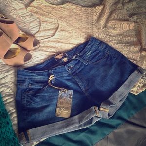 'Never Worn' Paige Denim Shorts - Size 27