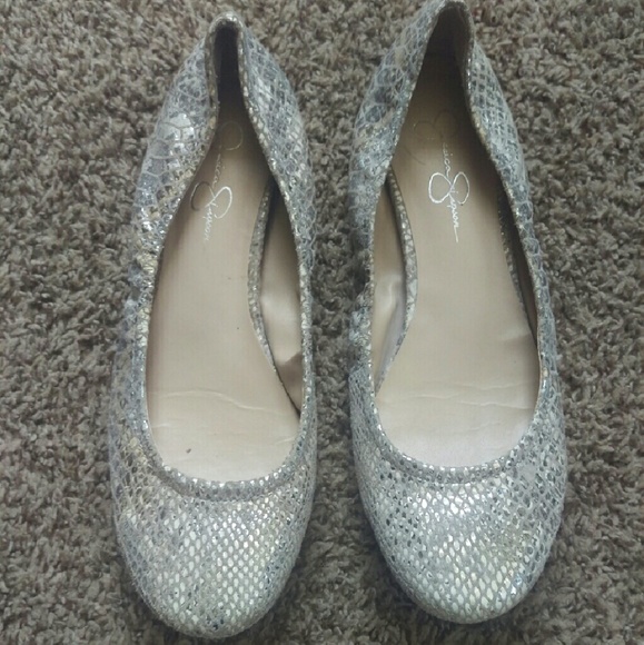Like new faux snake skin Jessica Simpson flats