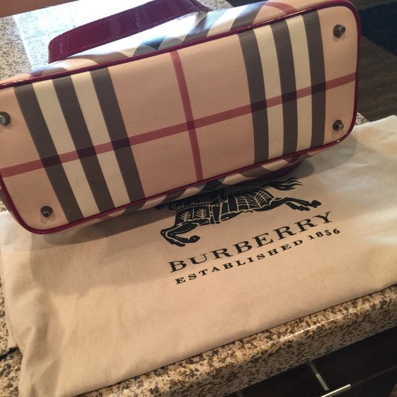 Burberry Nova Regent Tote Bag- authentic - Picture 2 of 3