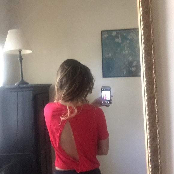 Alo Yoga Crop Tee