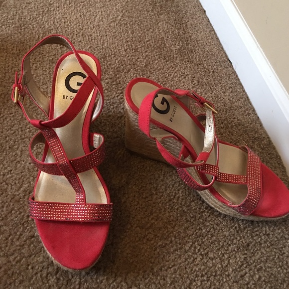 Guess wedges