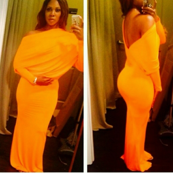 Long formal dress - Picture 1 of 1