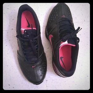 Worn 2x. Very comfortable and cute.