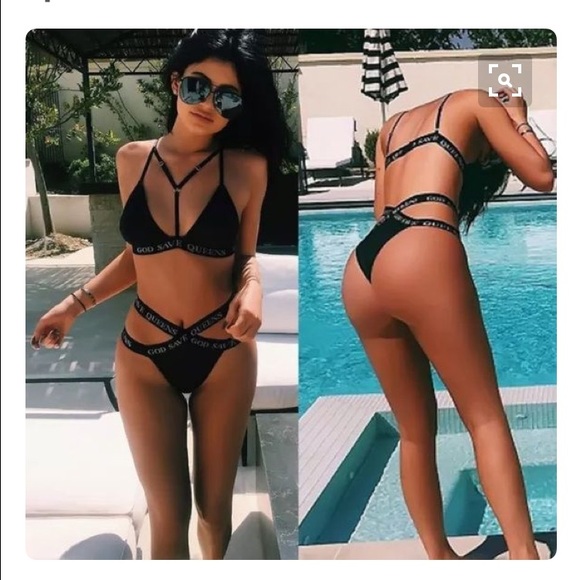 Kylie Jenner bikini