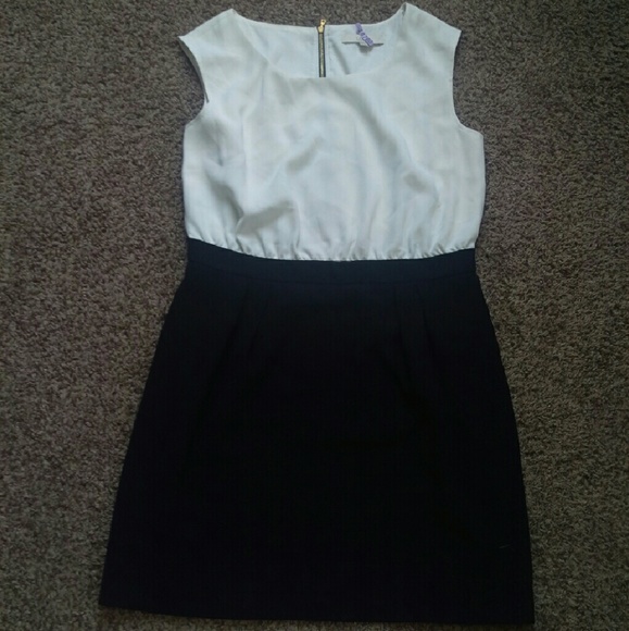 Like new black and white Loft mini dress