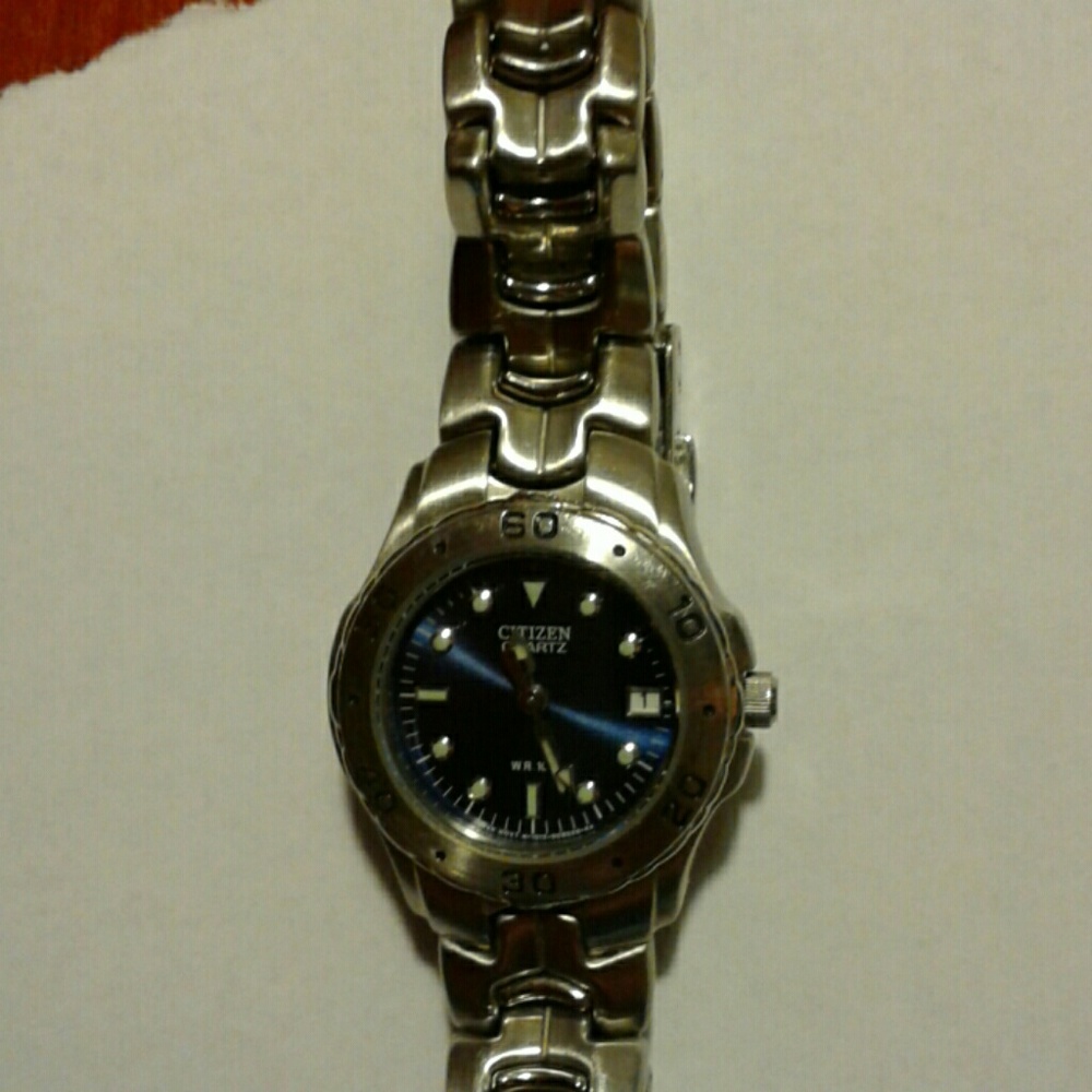 Watch - Picture 3 of 4