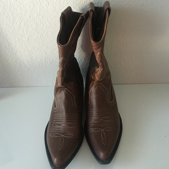 American Eagle cowboy boots