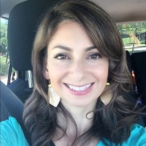 Meet your Posher, Andrea