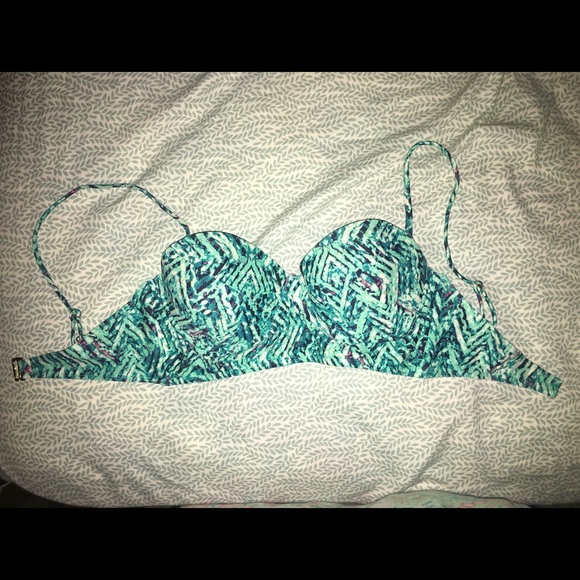 Bikini top (bathing suit) size small