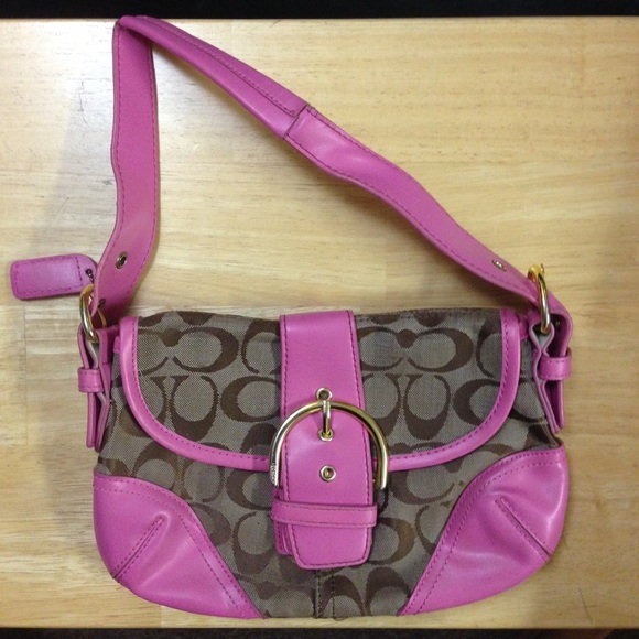 SOLD. Pink & khaki coach shoulder bag - Picture 1 of 4