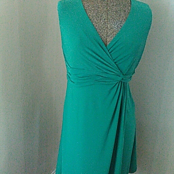 **Reduced Price**Jones New York Green wrap dress
