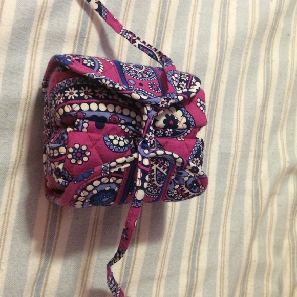 Foldable Vera Bradley mini jewelry or makeup case.