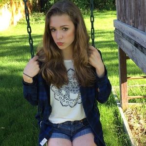 Meet your Posher, Cassie