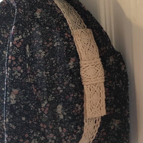 Also hat - Picture 2 of 3