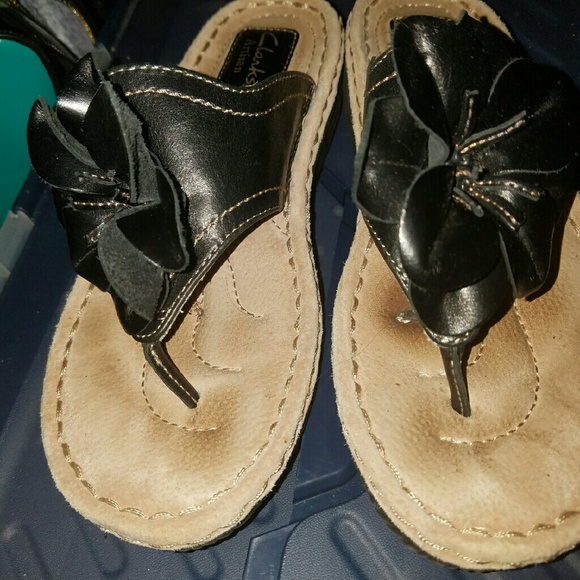 Black leather Flower Sandals by Clarks